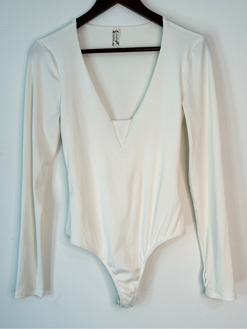 Free People Intimately FP Feelin Fine Bodysuit White Ribbed Medium‎ Longsleeves